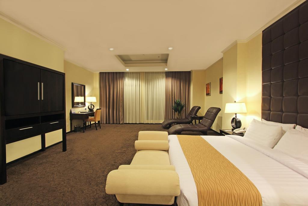 Harmoni One Convention Hotel And Service Apartments Batam Zimmer foto
