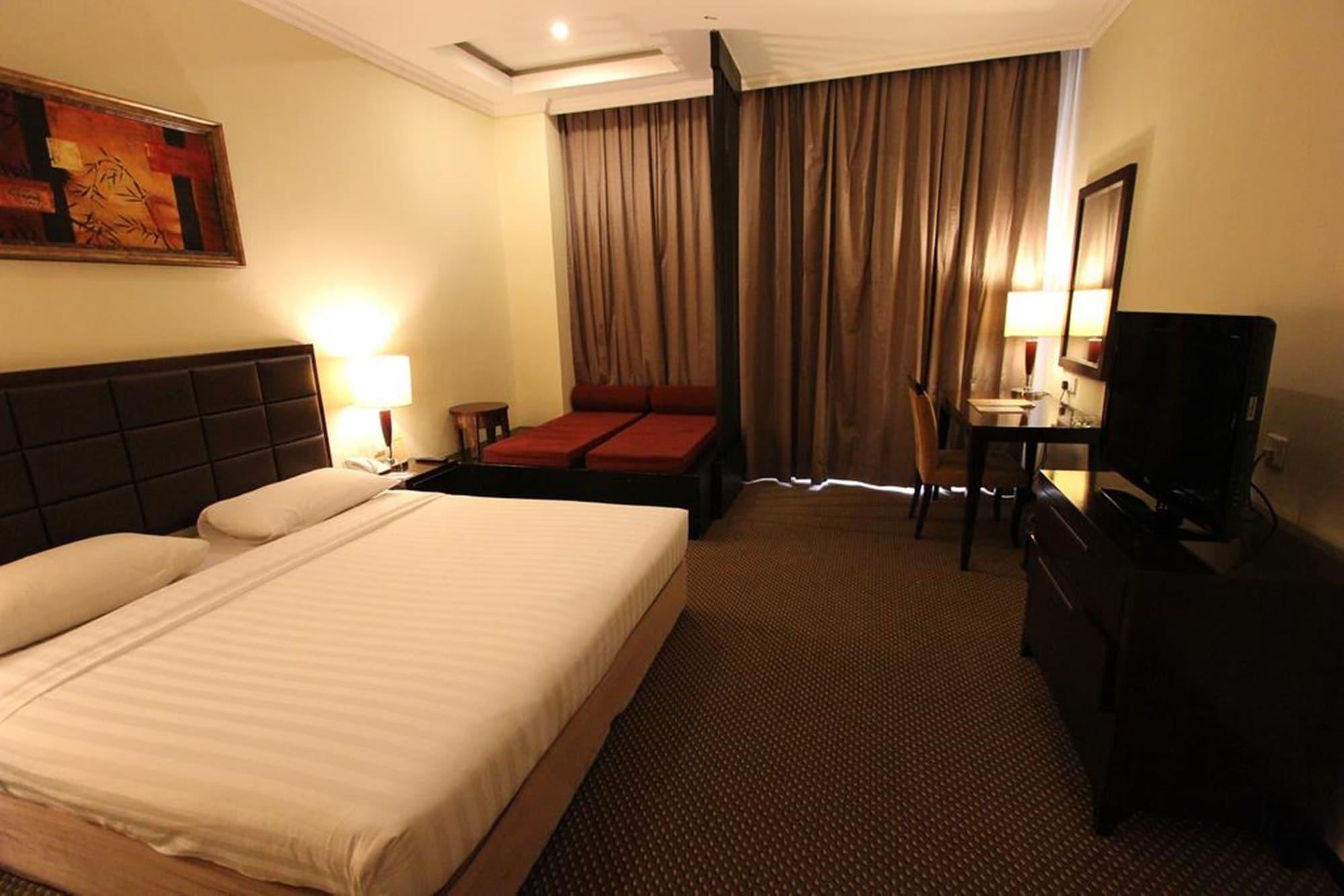 Harmoni One Convention Hotel And Service Apartments Batam Exterior foto