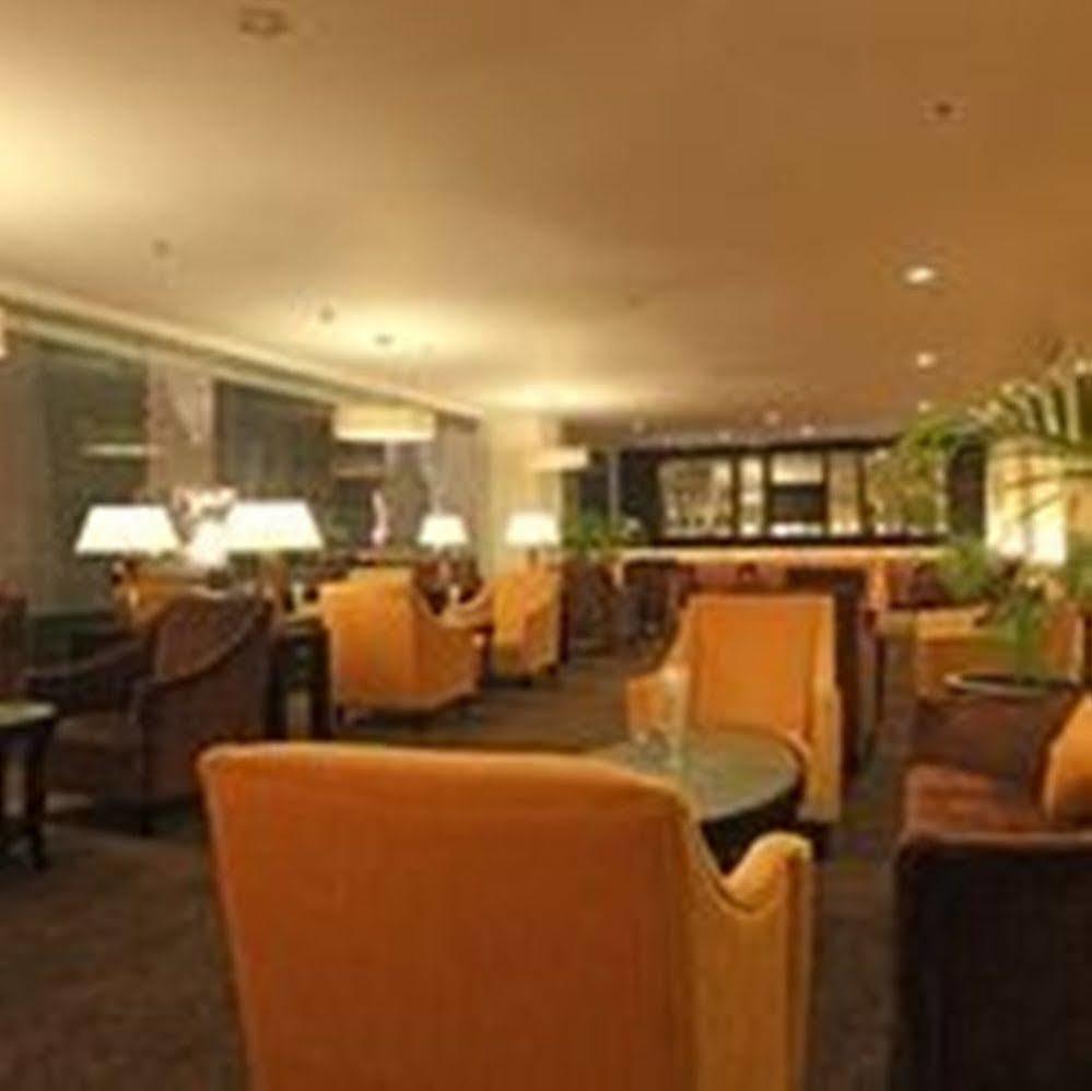Harmoni One Convention Hotel And Service Apartments Batam Exterior foto