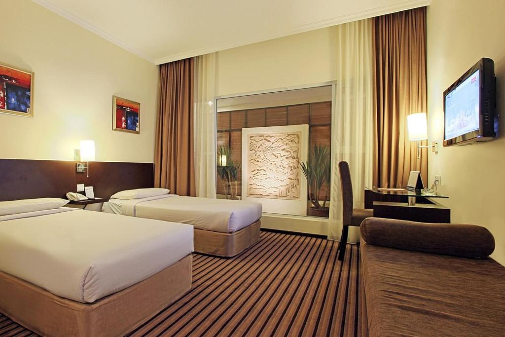 Harmoni One Convention Hotel And Service Apartments Batam Exterior foto